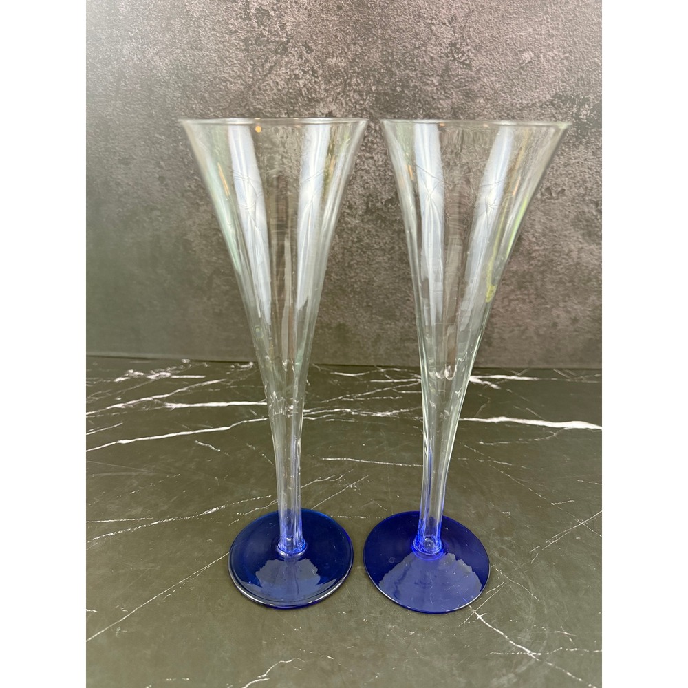 VTG PAIR (2) Hand Blown Fluted Hollow Stem Wine Glasses Cobalt Blue Base‎ 10in